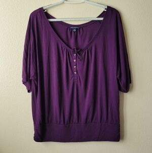 American Eagle Women’s Plum Purple Quarter Button Short Sleeve Blouse Size Large